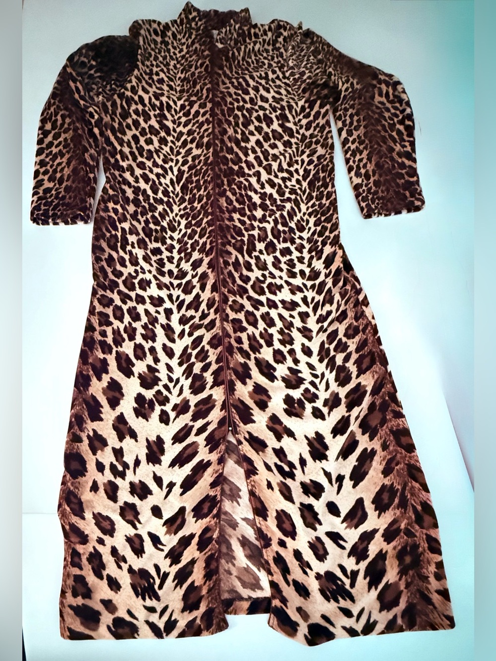 Cinema Etoile Leopard Print Long Robe M/L - Brown